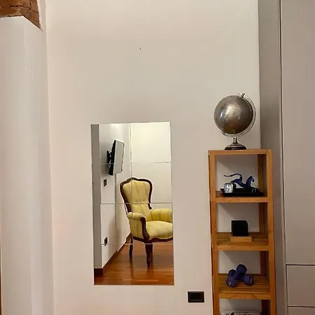 La Casa Di Ringhiera In Sarpi-sempione-moscova Milano