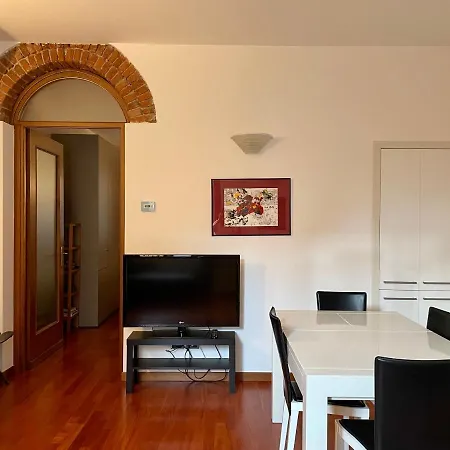 La Casa Di Ringhiera In Sarpi-sempione-moscova * Mailand